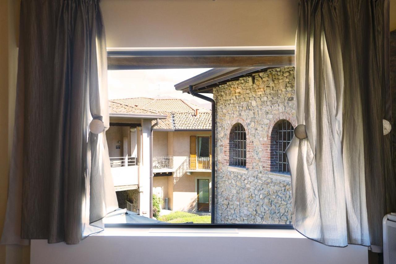 Il Borgo - 1711 Luxury Guest House Arlate Exteriör bild
